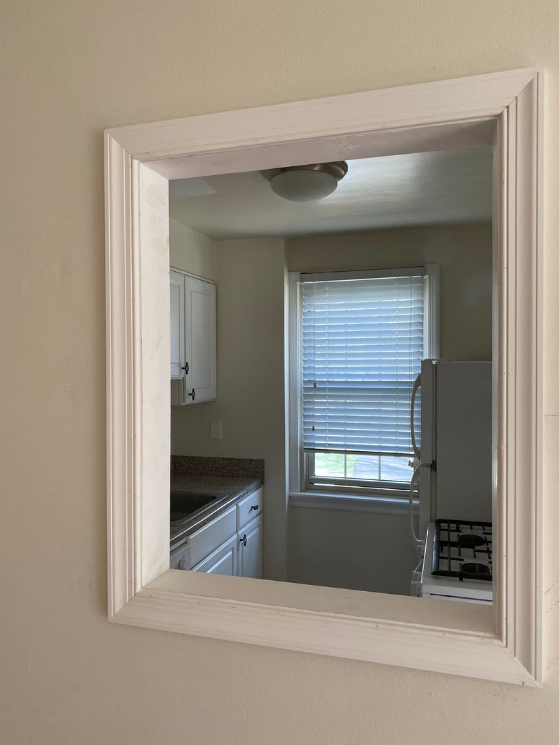 Jenkintown Apartment: 841 Highland Avenue