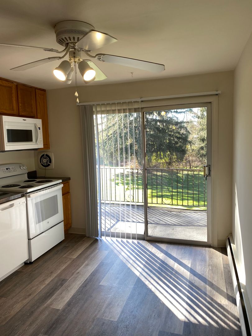 Willow Grove Apartment: 3550 Bartram Road