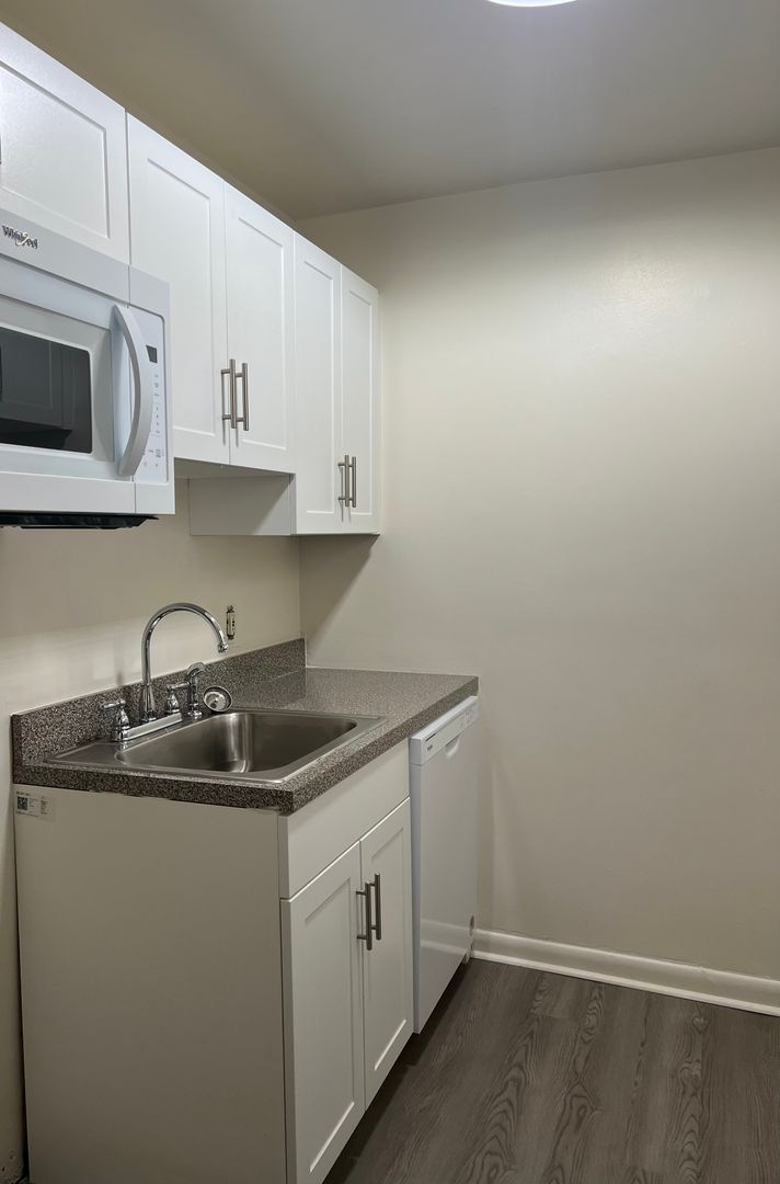 Prospect Park Apartment: 937 Chester Pike