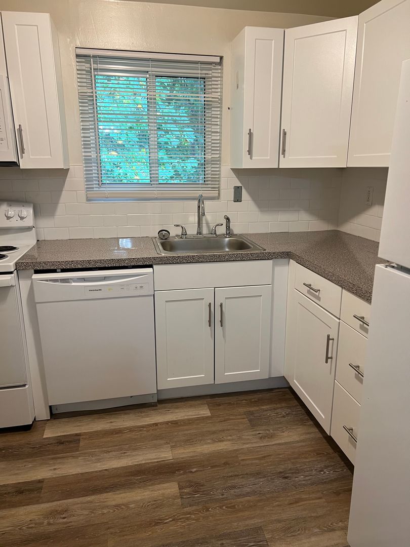 Aston Apartment: 700 Cherry Tree Road