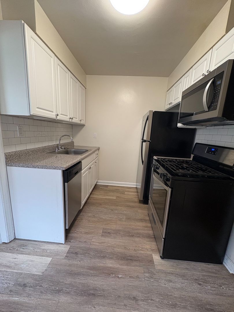 Jenkintown Apartment: 841 Highland Avenue