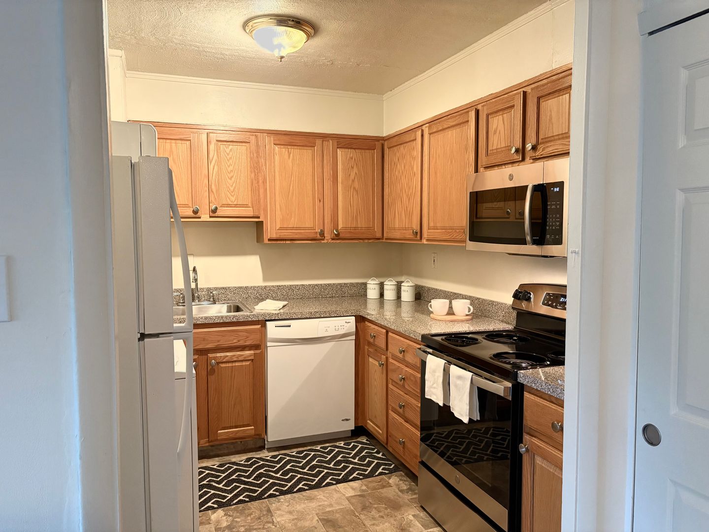 Ardmore Apartment: 20 W. Montgomery Avenue