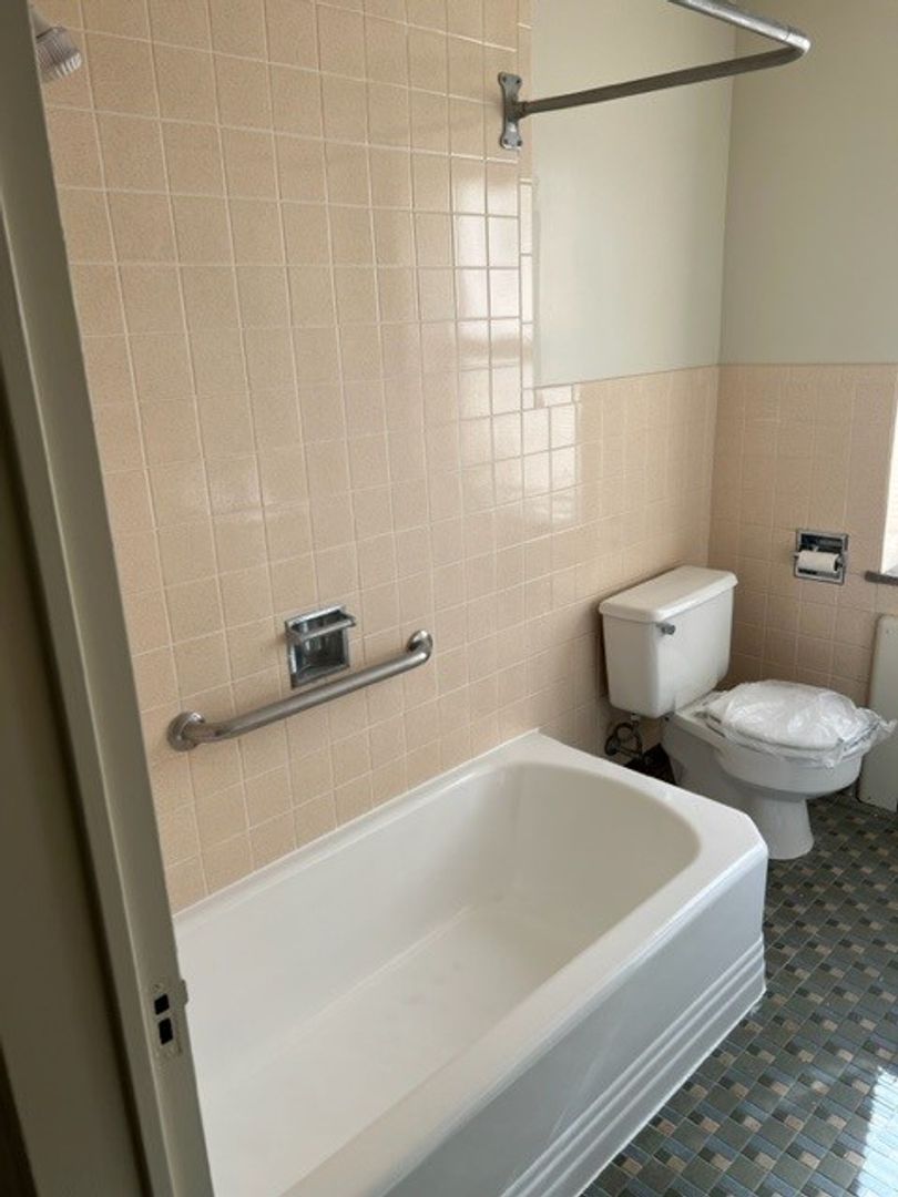 Allentown Apartment: 1055 N. 22nd Street