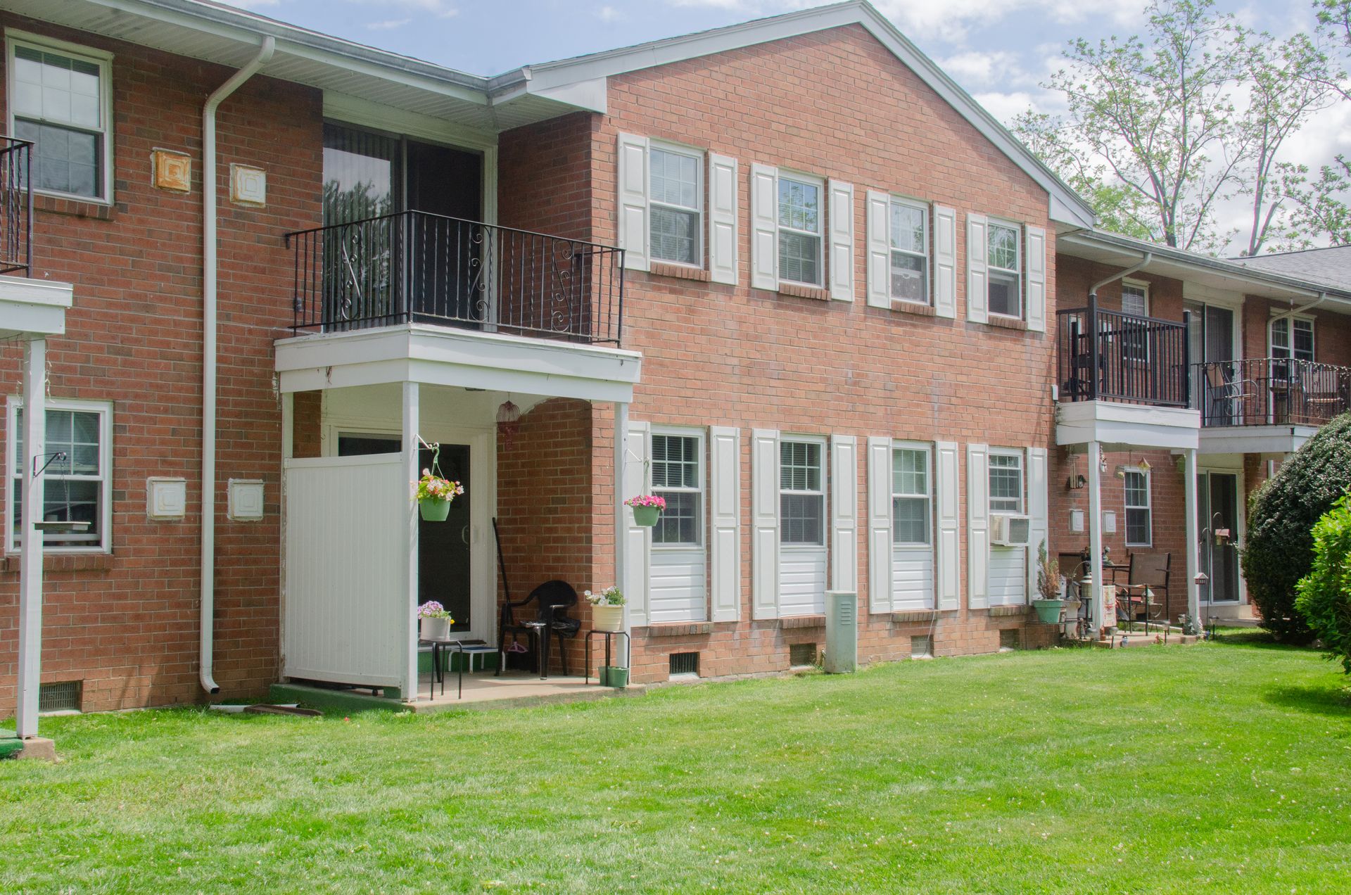 Willow Grove Apartment: 3550 Bartram Road