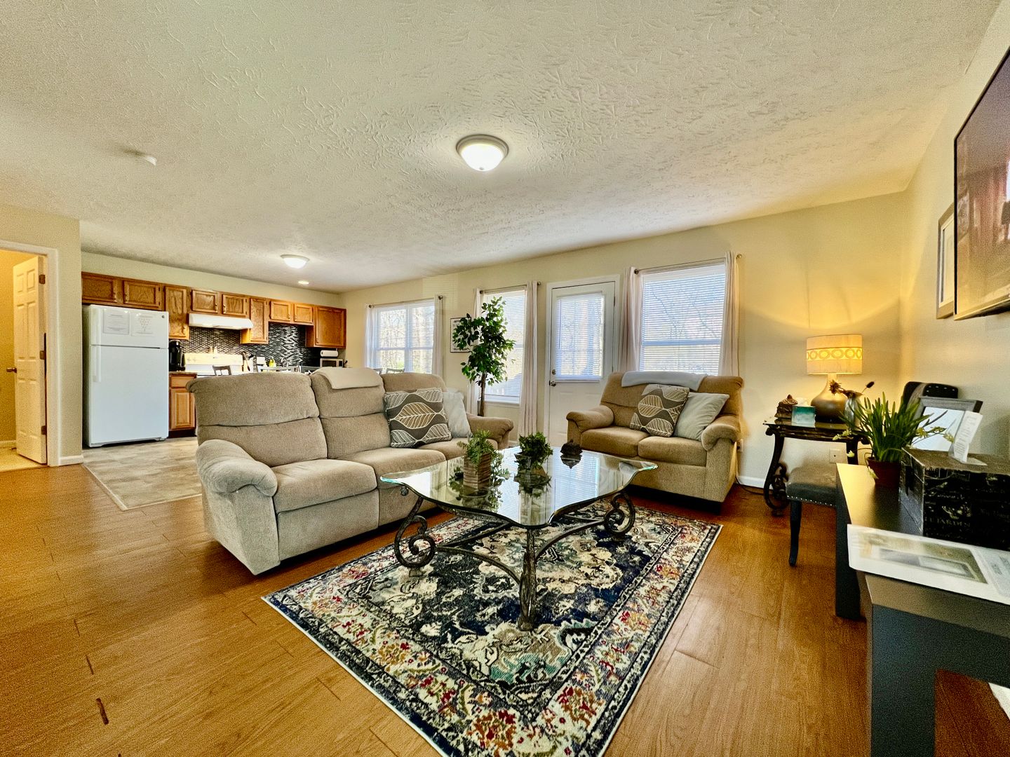 Monroe House: 260 Overbrook Court