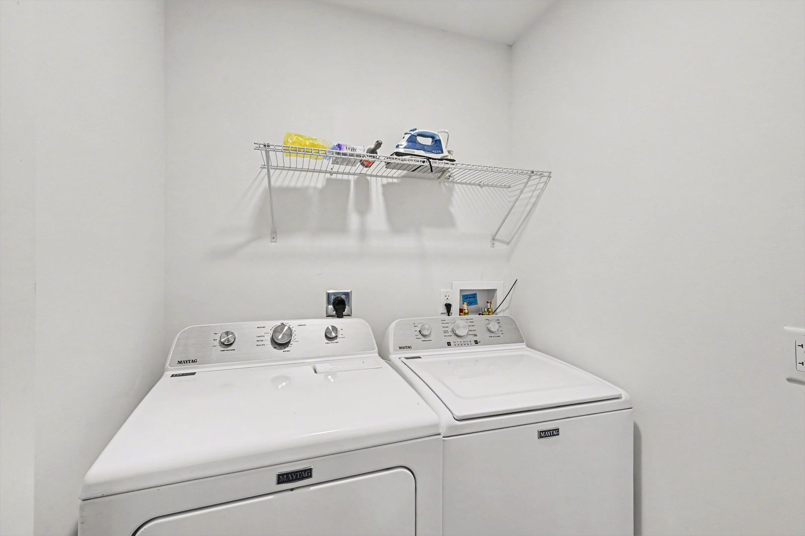 Laundry room at 2088 Thimble Creek Drive