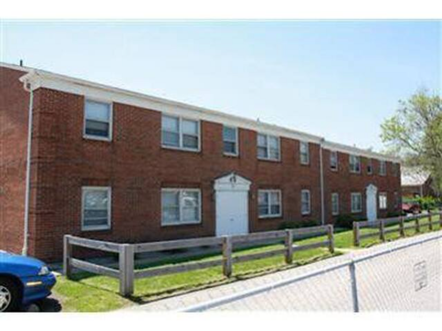 trenton House: Unit 8 - 17 S first Street