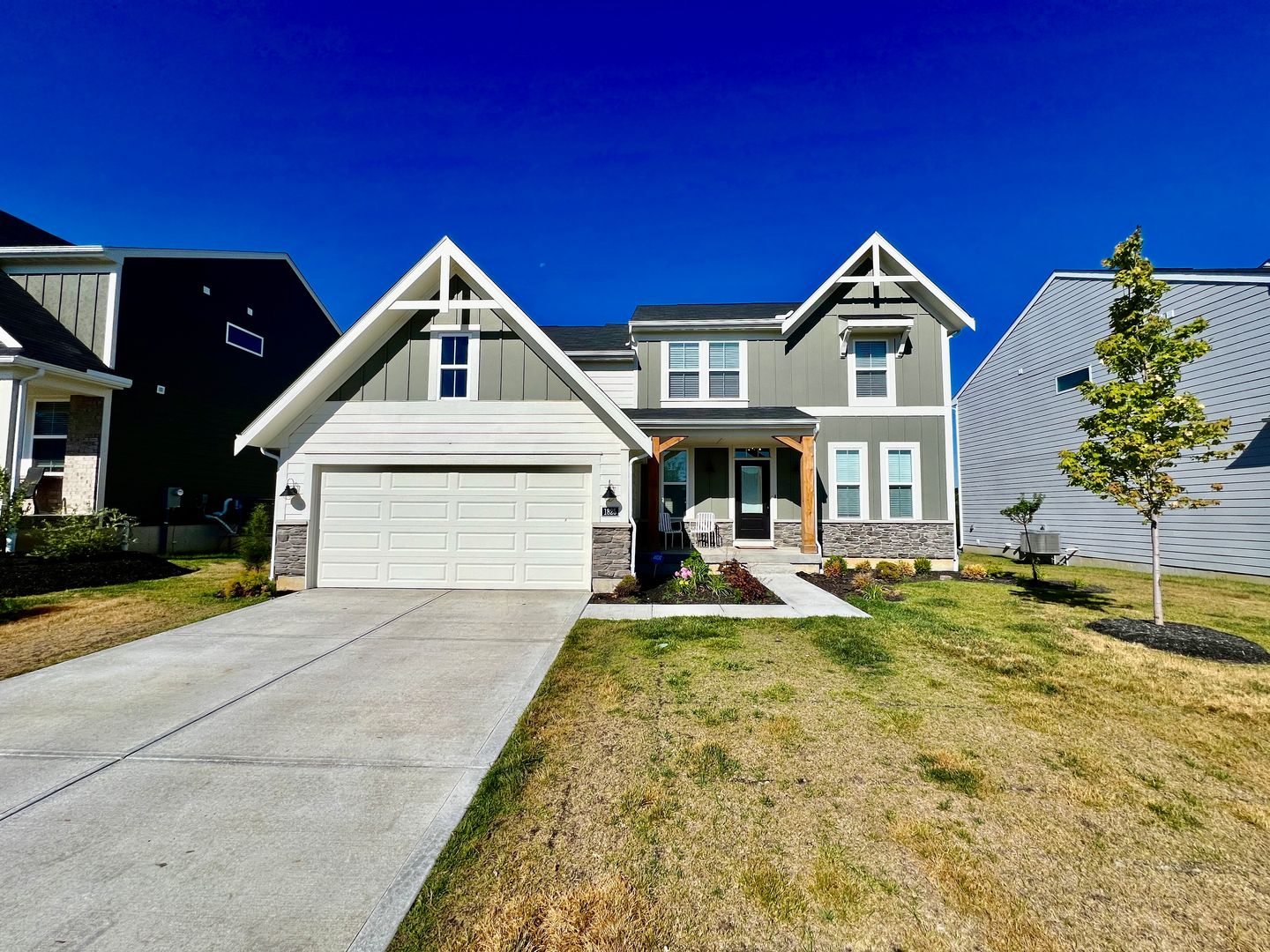 Fully Furnished Executive Miamisburg Home