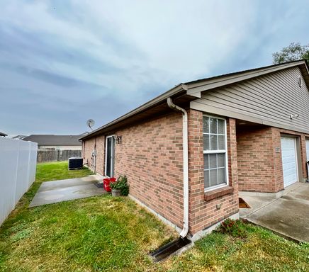 Destiny's Charming remodeled 2 bed GEM Middletown – photo 1