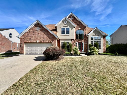 Large executive home in pool community Mason, Oh – photo 1