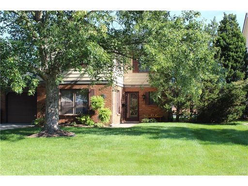 Completely Furnished Rental with 3 beds and 2 full baths