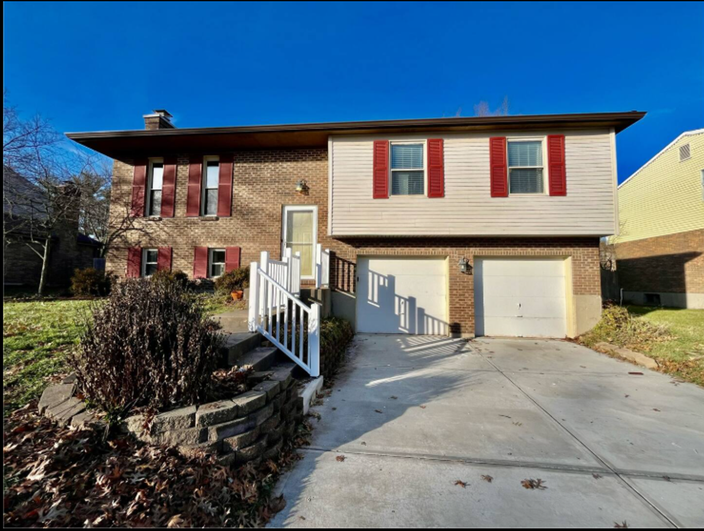 Spacious 3 Bedroom with Outdoor Pool in Mason