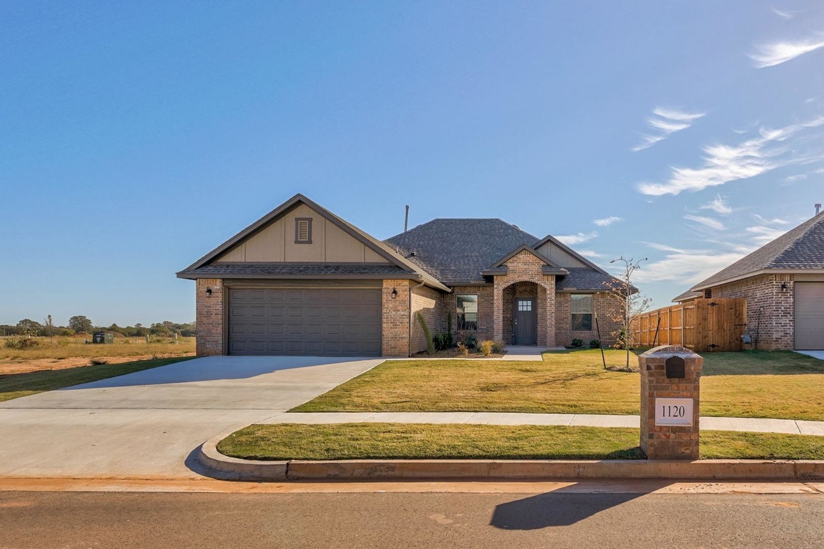 Newcastle House: 1120 Garrett Farm Road