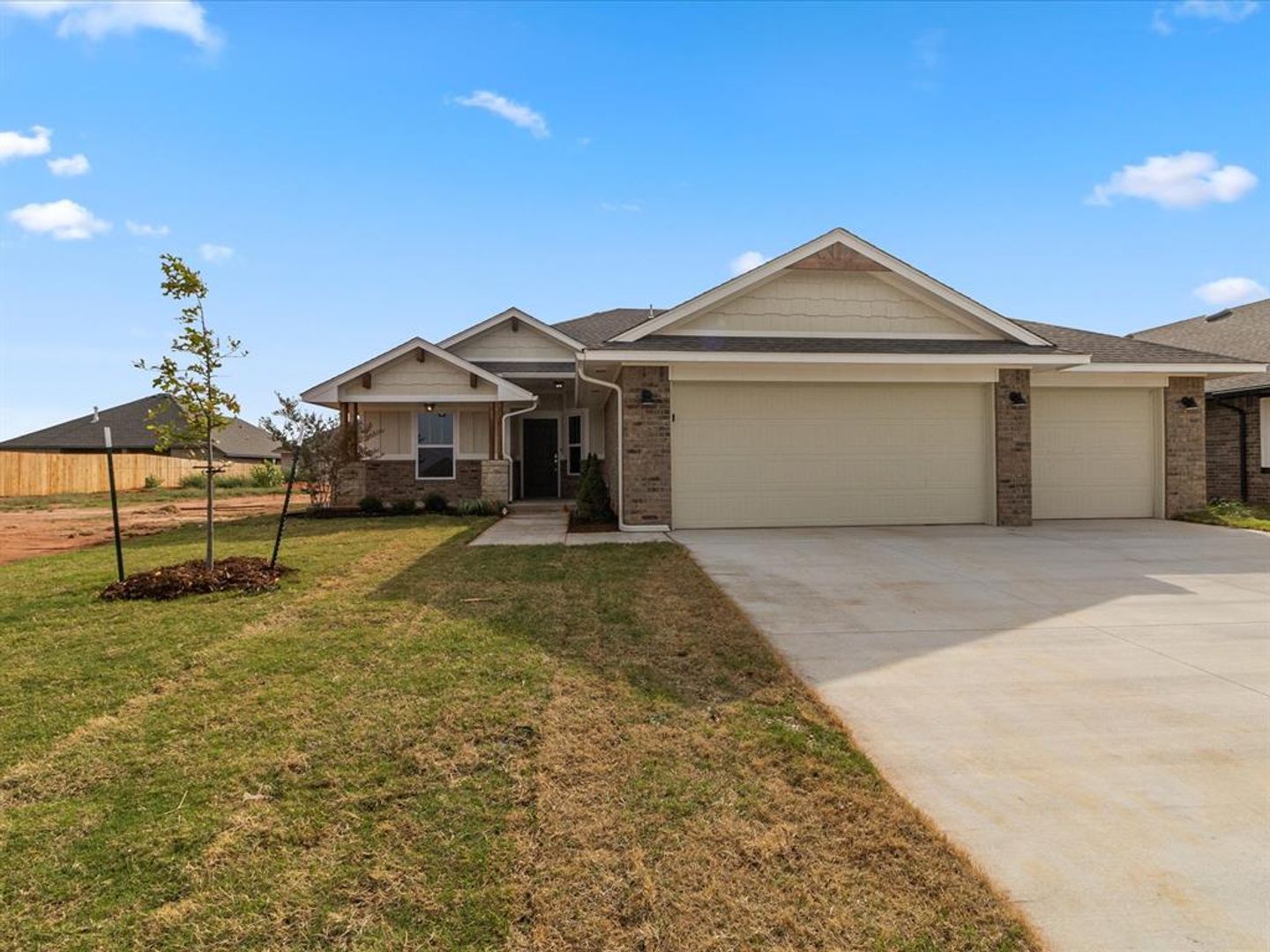 Washington House: 528 Hackberry Ln.