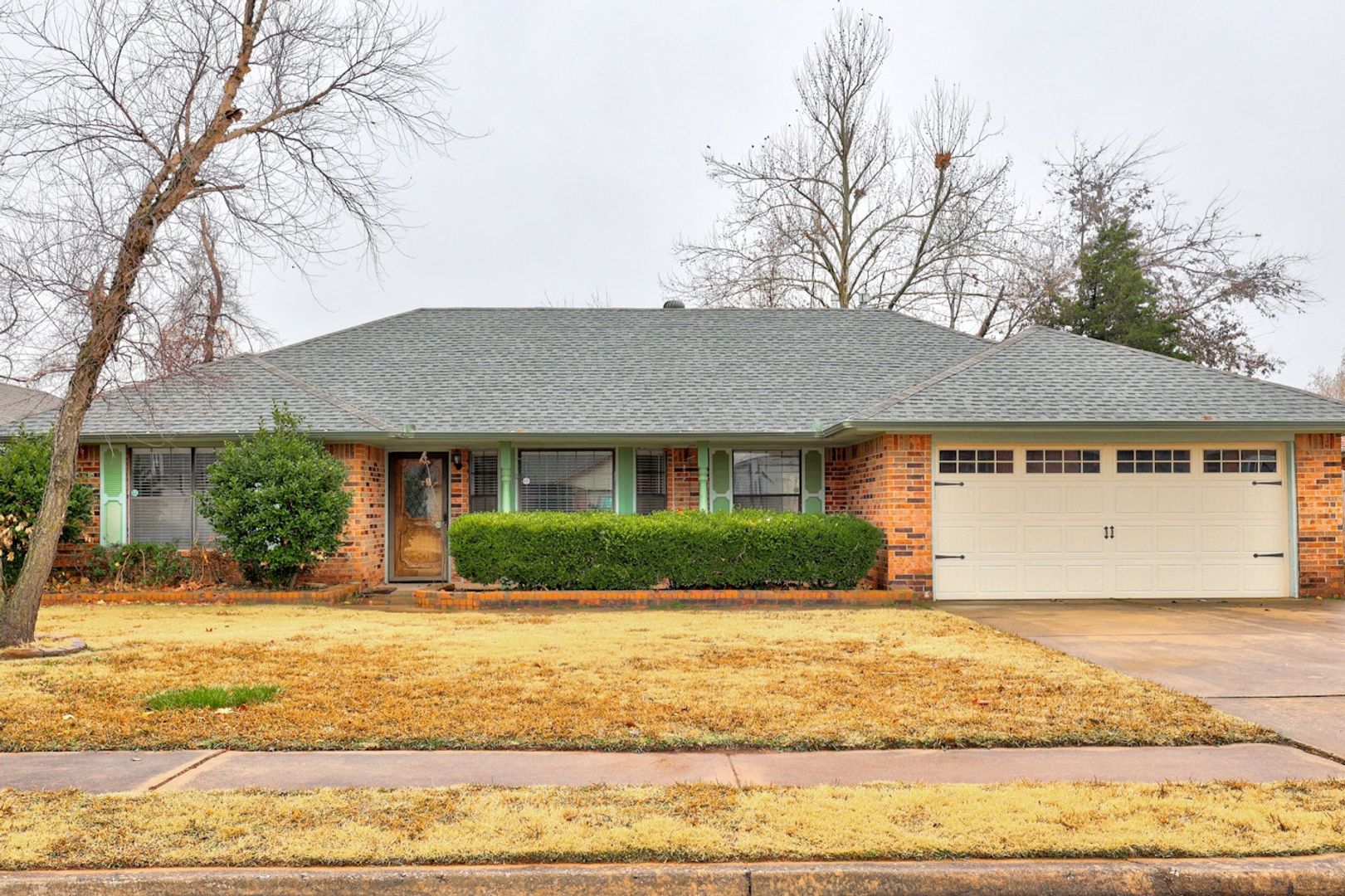 Moore House: 1208 NE 22nd Street