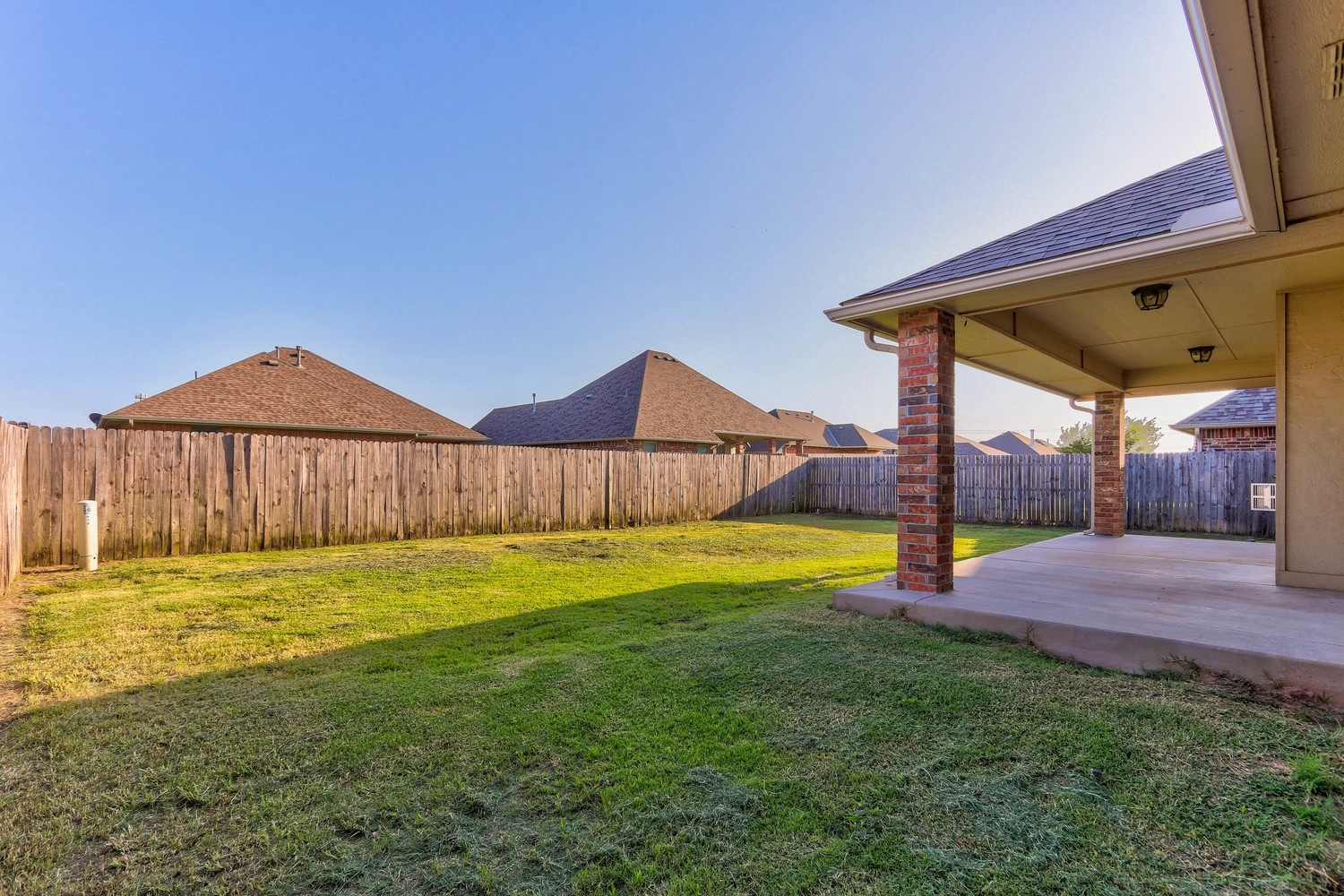 Moore House: 920 SW 13th Street