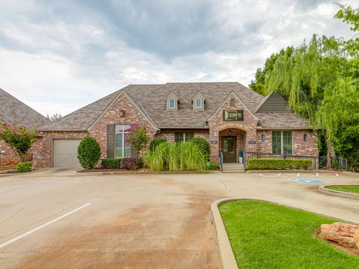 Luxury Office building in Edmond! – photo 1