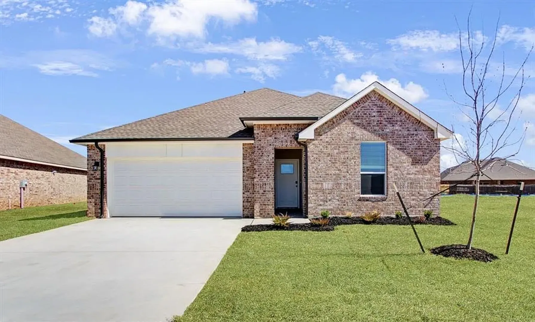 Yukon House: 2716 Tracys Manor