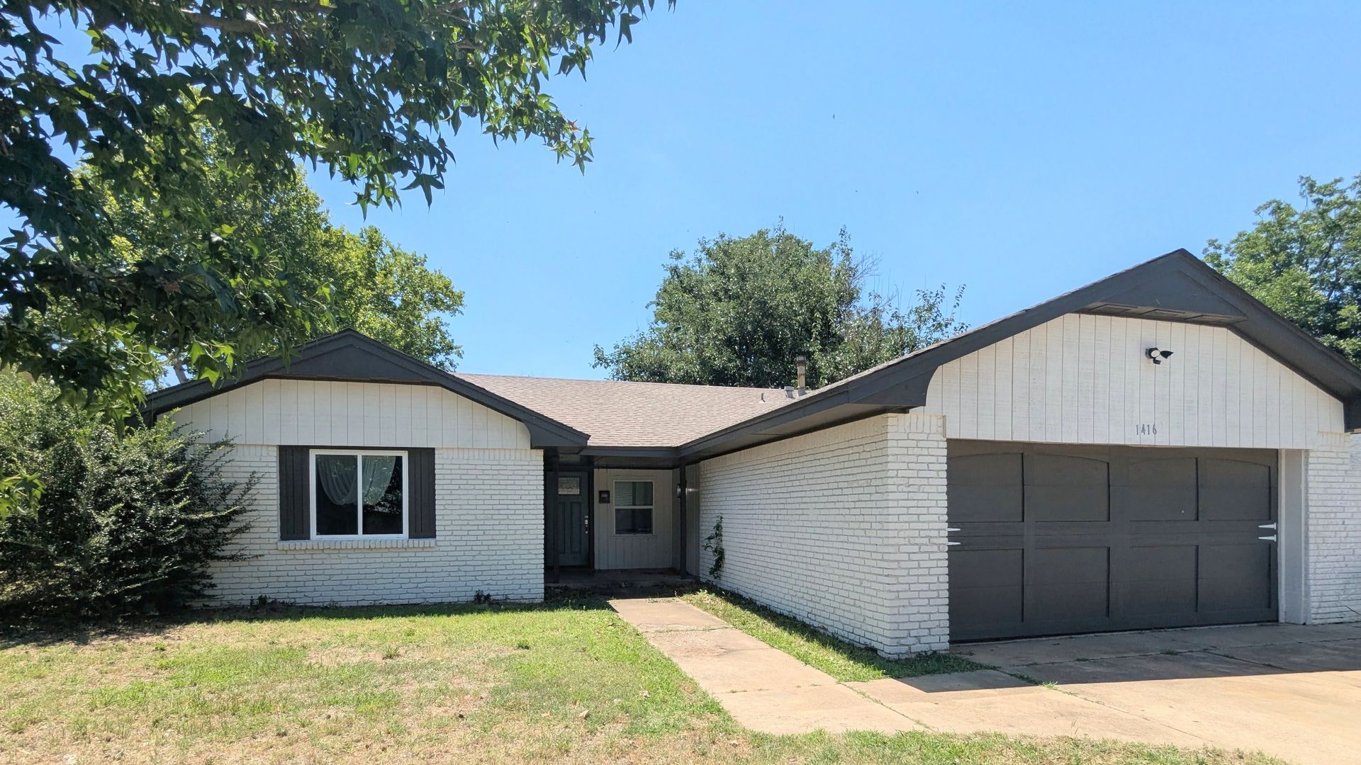 Oklahoma City House: 1416 NW 103rd St