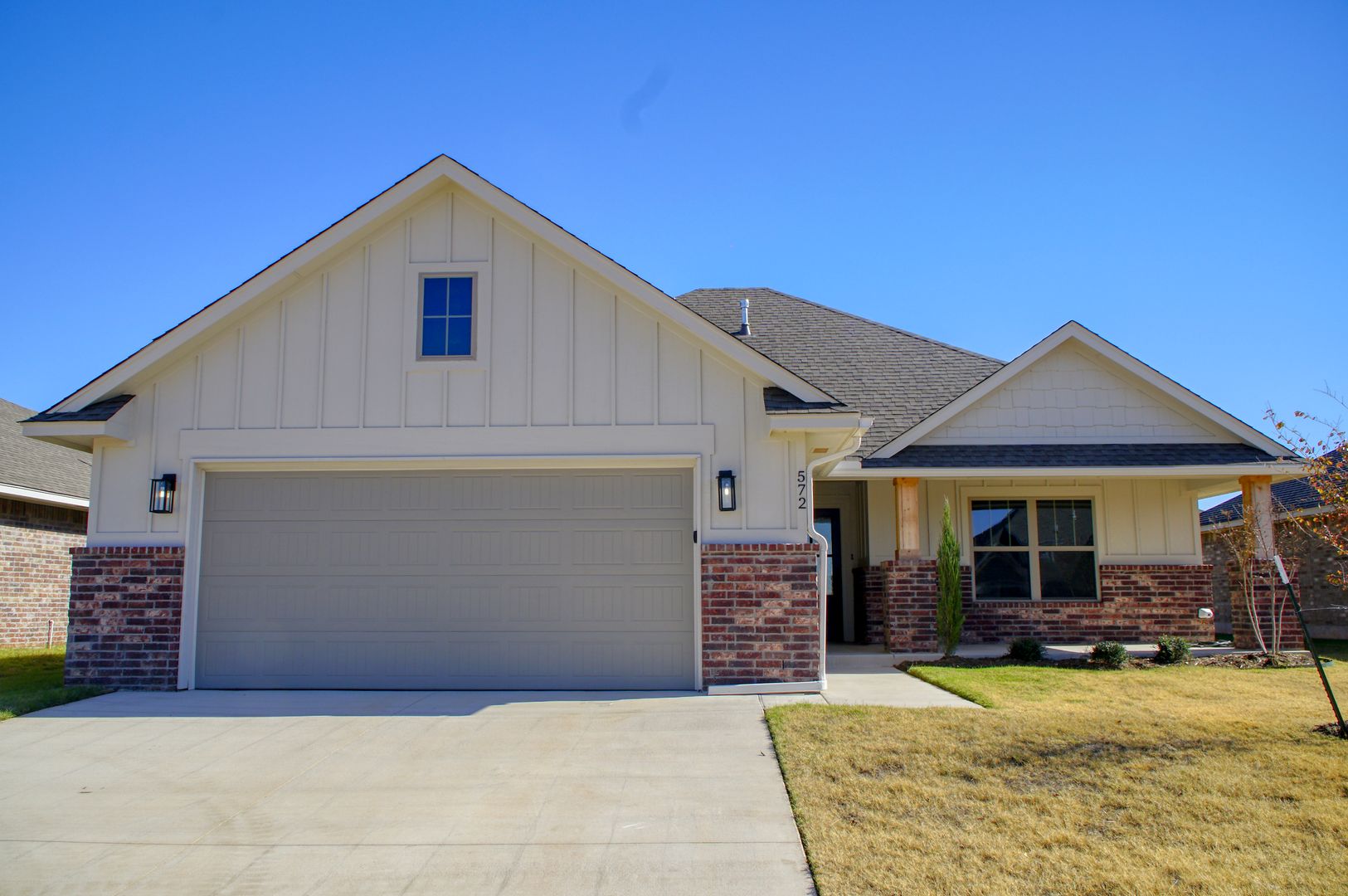 Washington House: 572 Hackberry