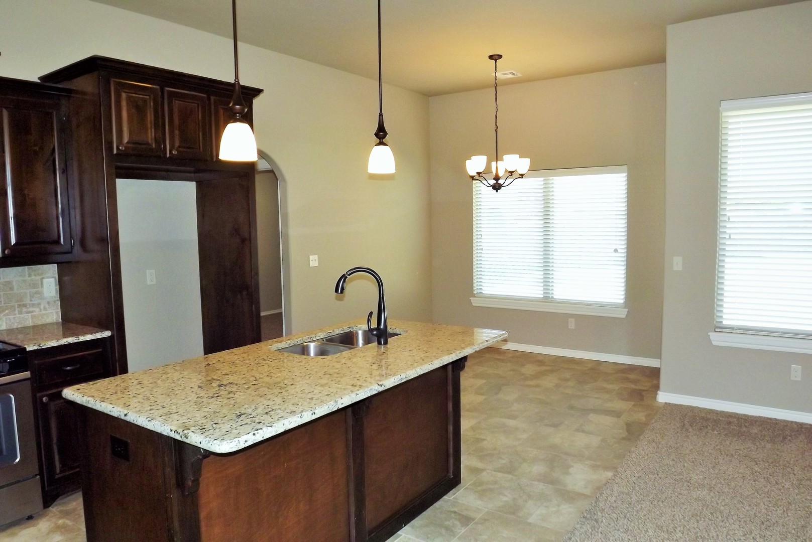 529 Whispering Oaks, Moore, Ok. 73160 9 of 12