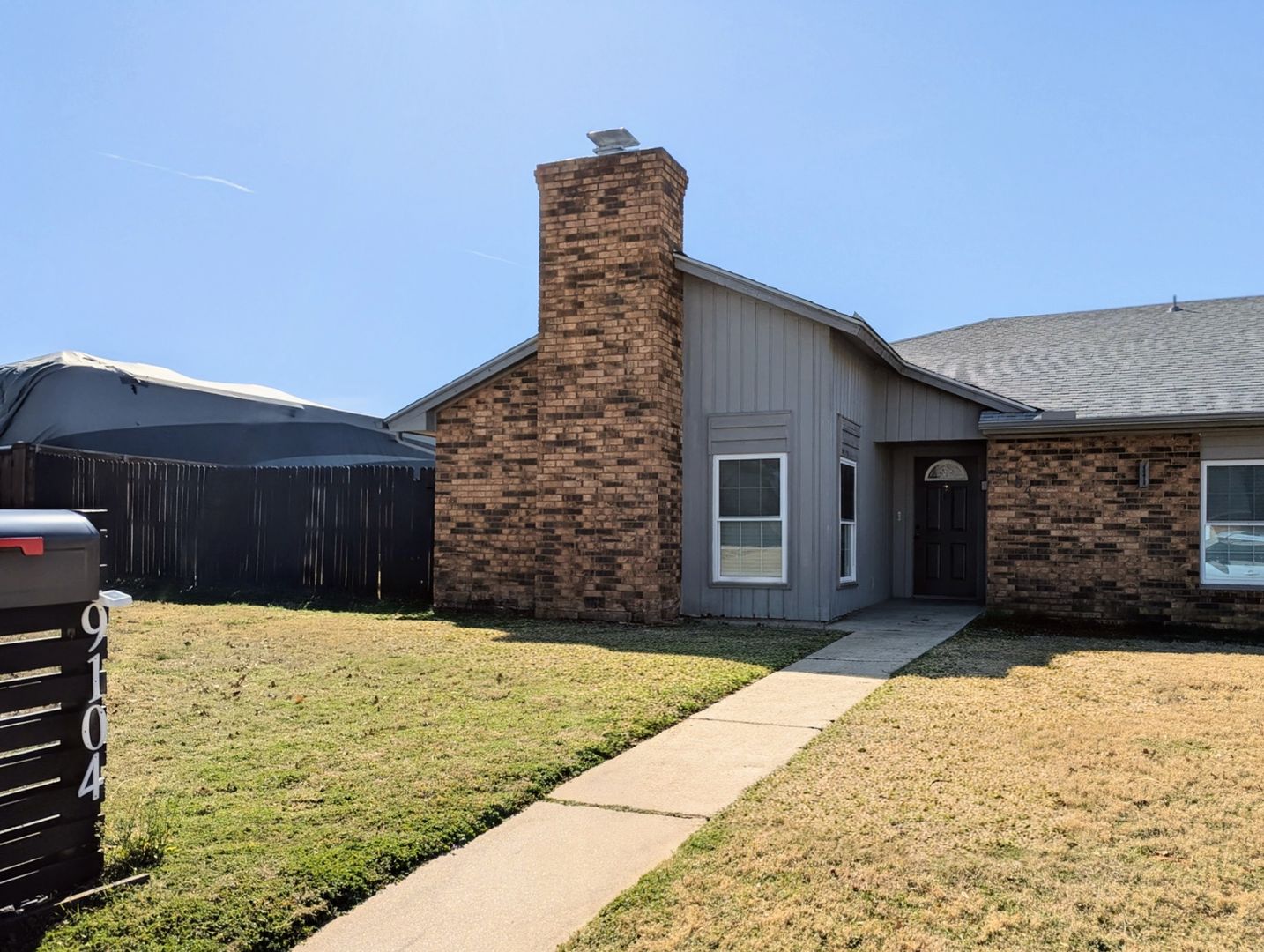 Midwest City House: 9104 Brookwood Dr.