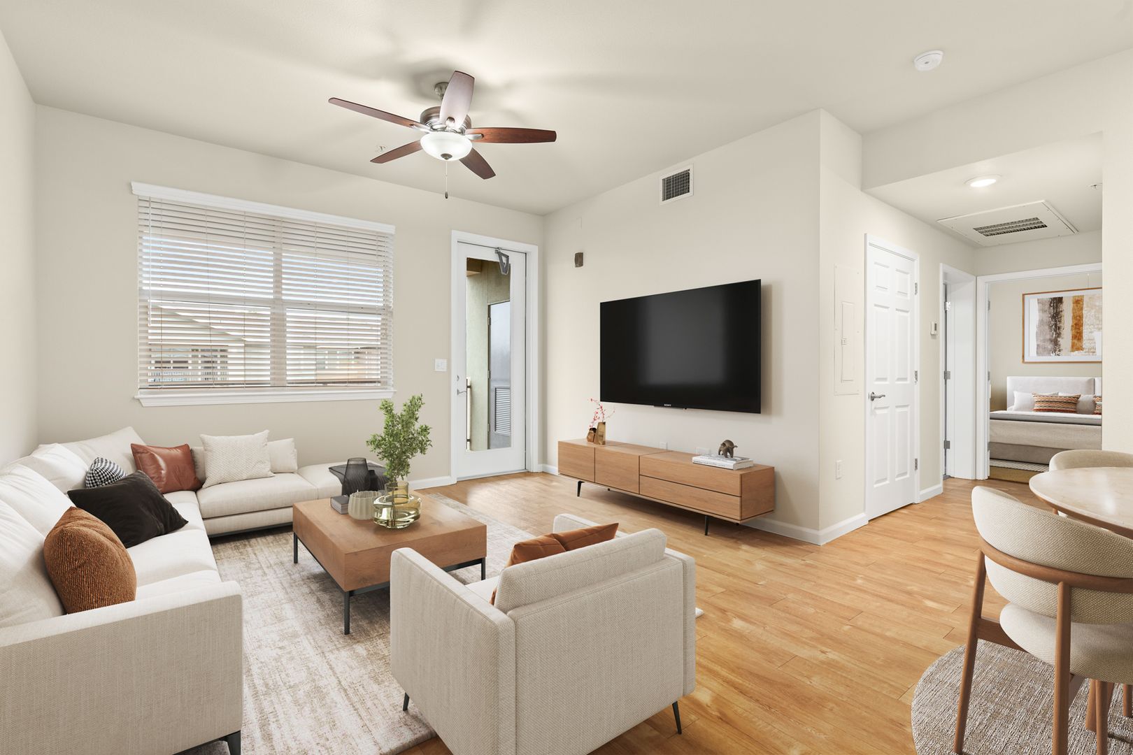 Chico Apartment: 1975 Bruce Road