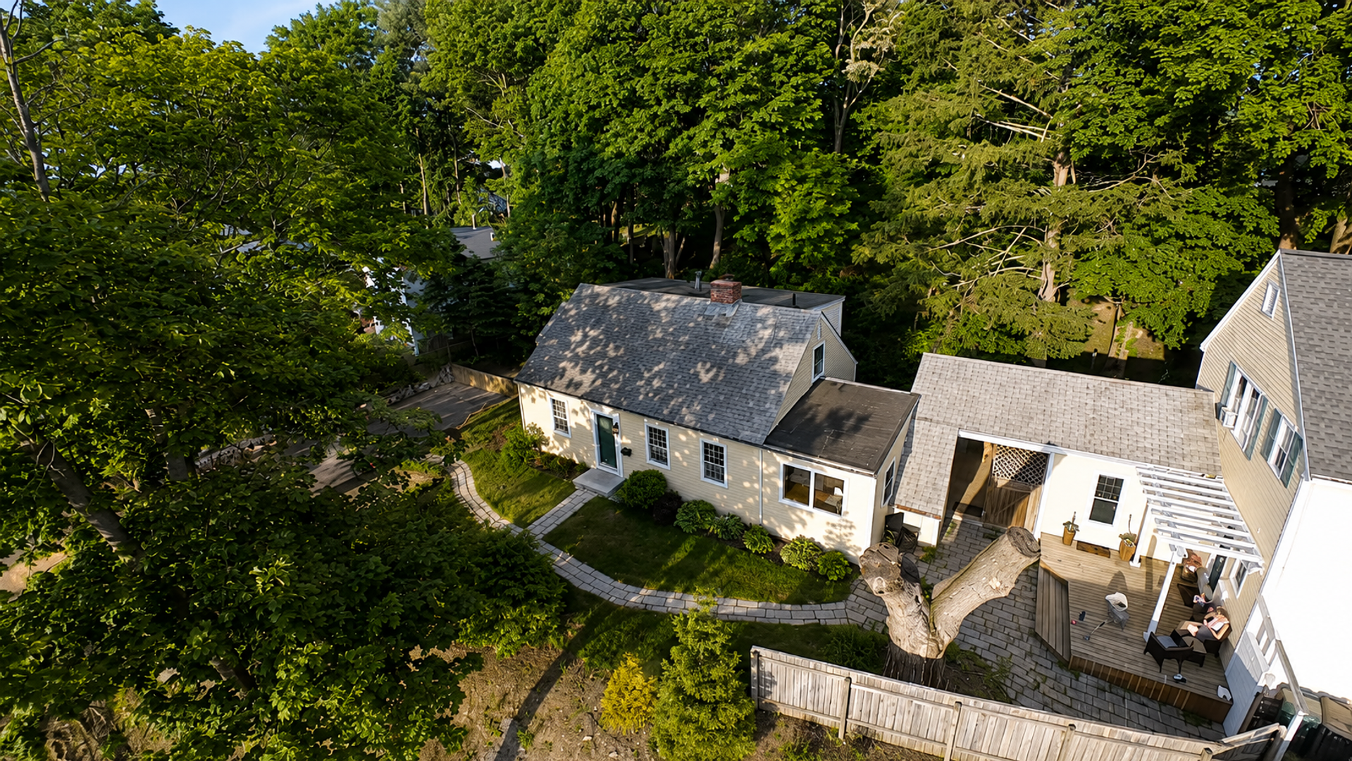 Newburyport Apartment: 5 Hillside Ave