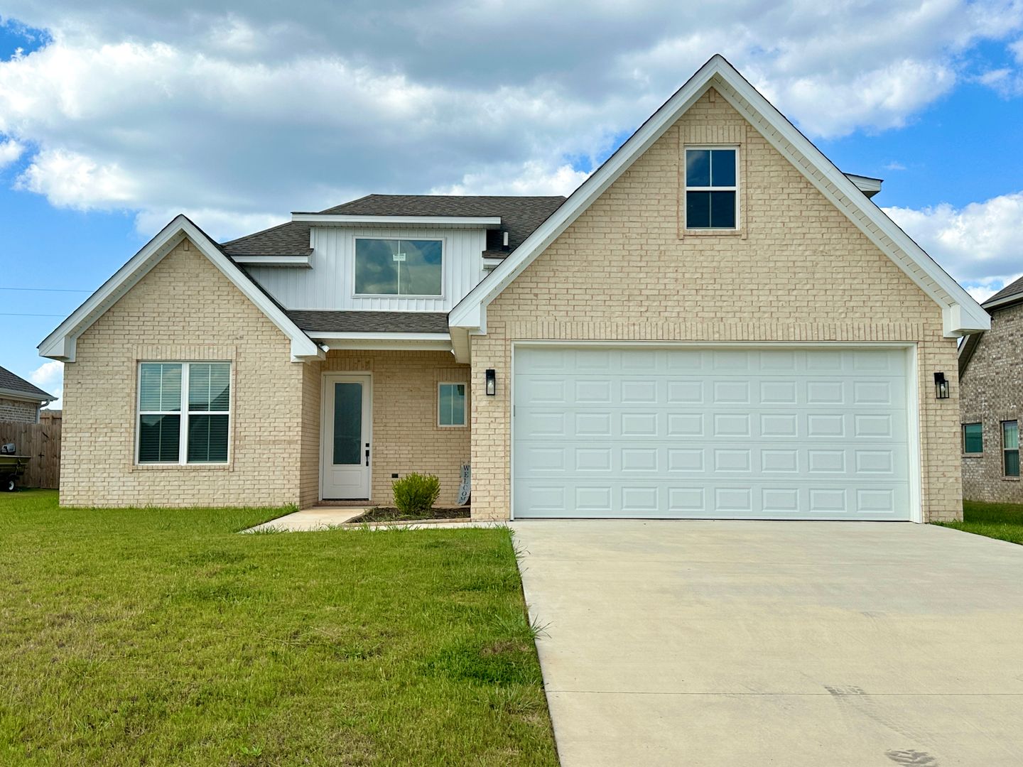 Brookland House: 115 Hidden Creek