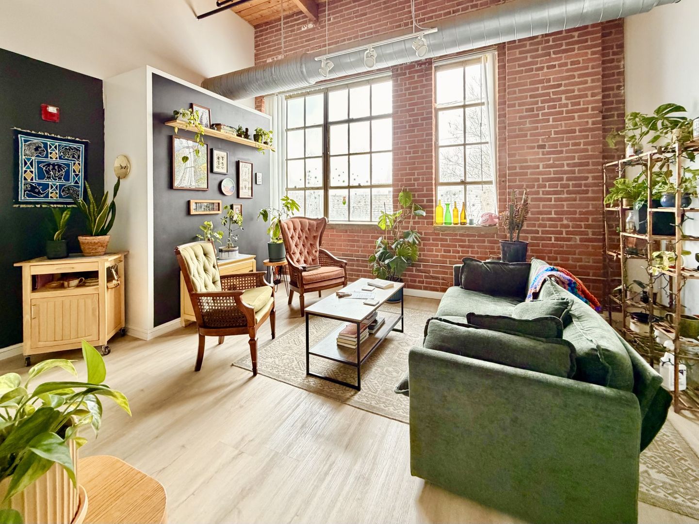 Cleveland Apartment: 3307 Scranton Rd.