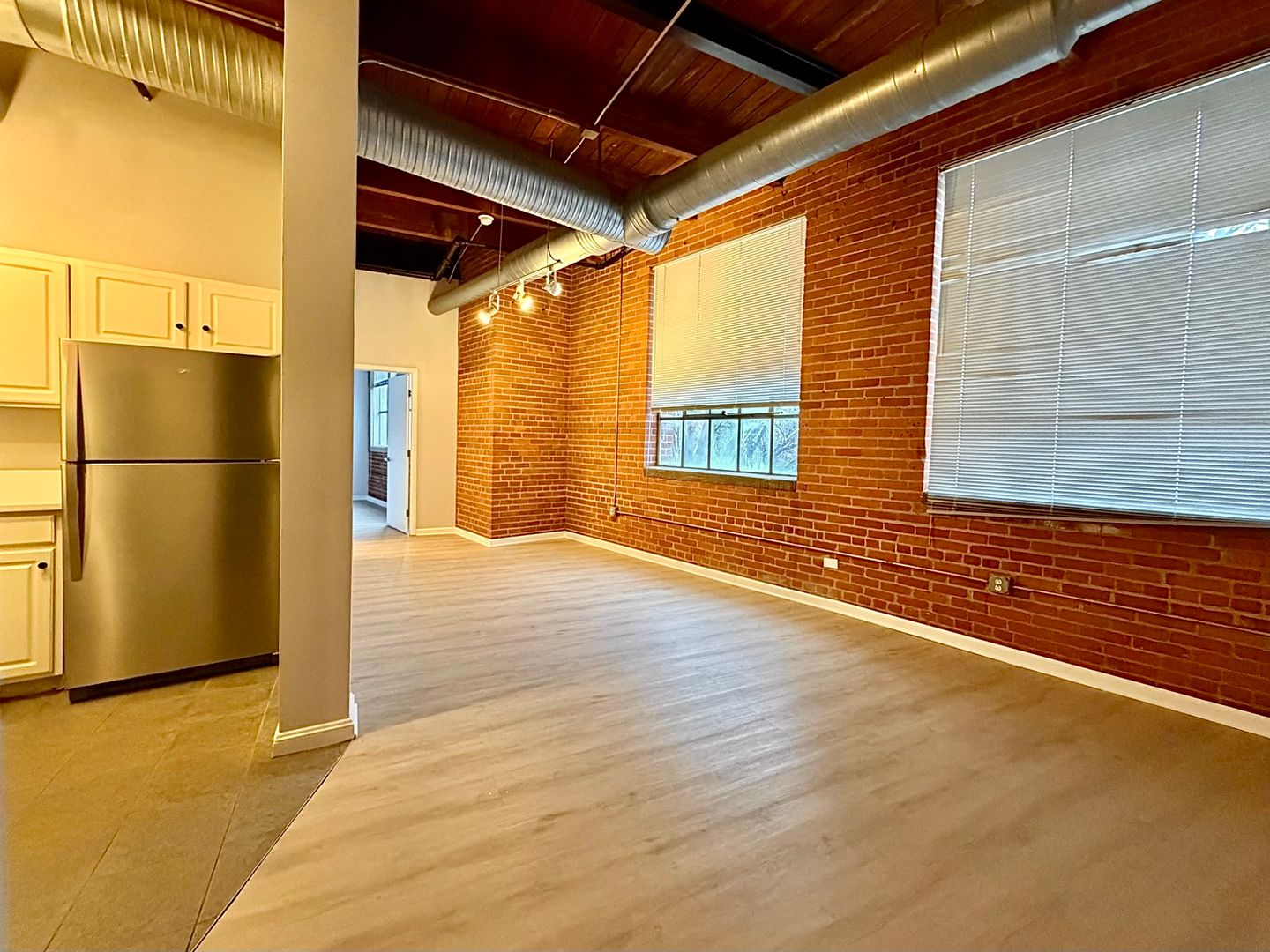 Cleveland Apartment: 3307 Scranton Rd.