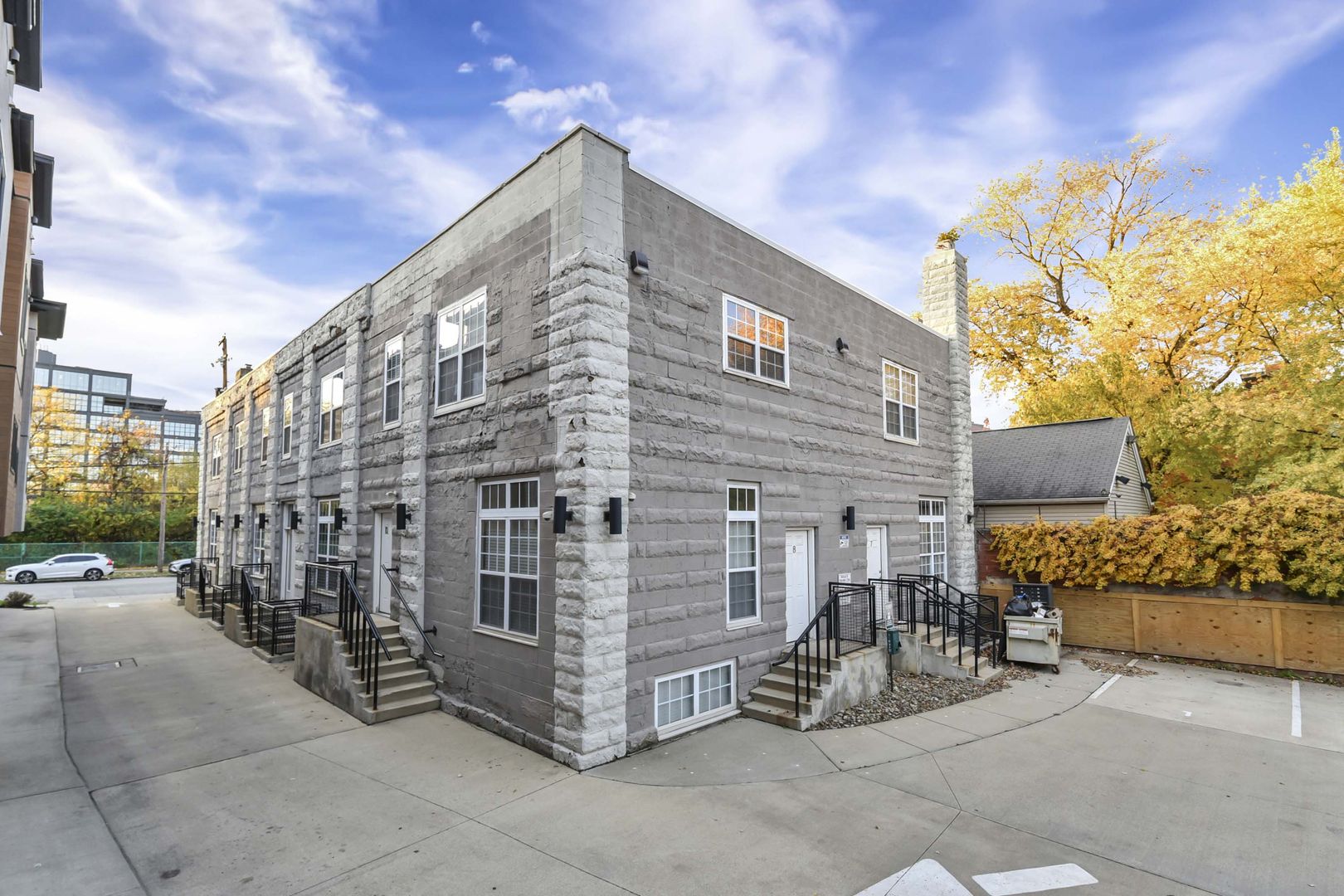 Cleveland Apartment: 2097 Columbus Rd.