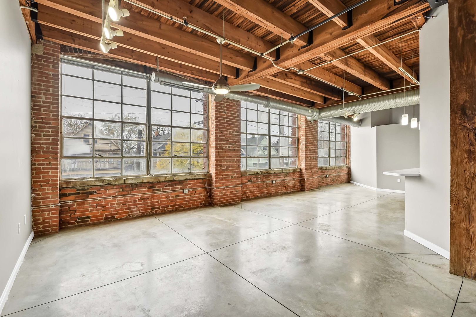 Cleveland Apartment: 3307 Scranton Rd.