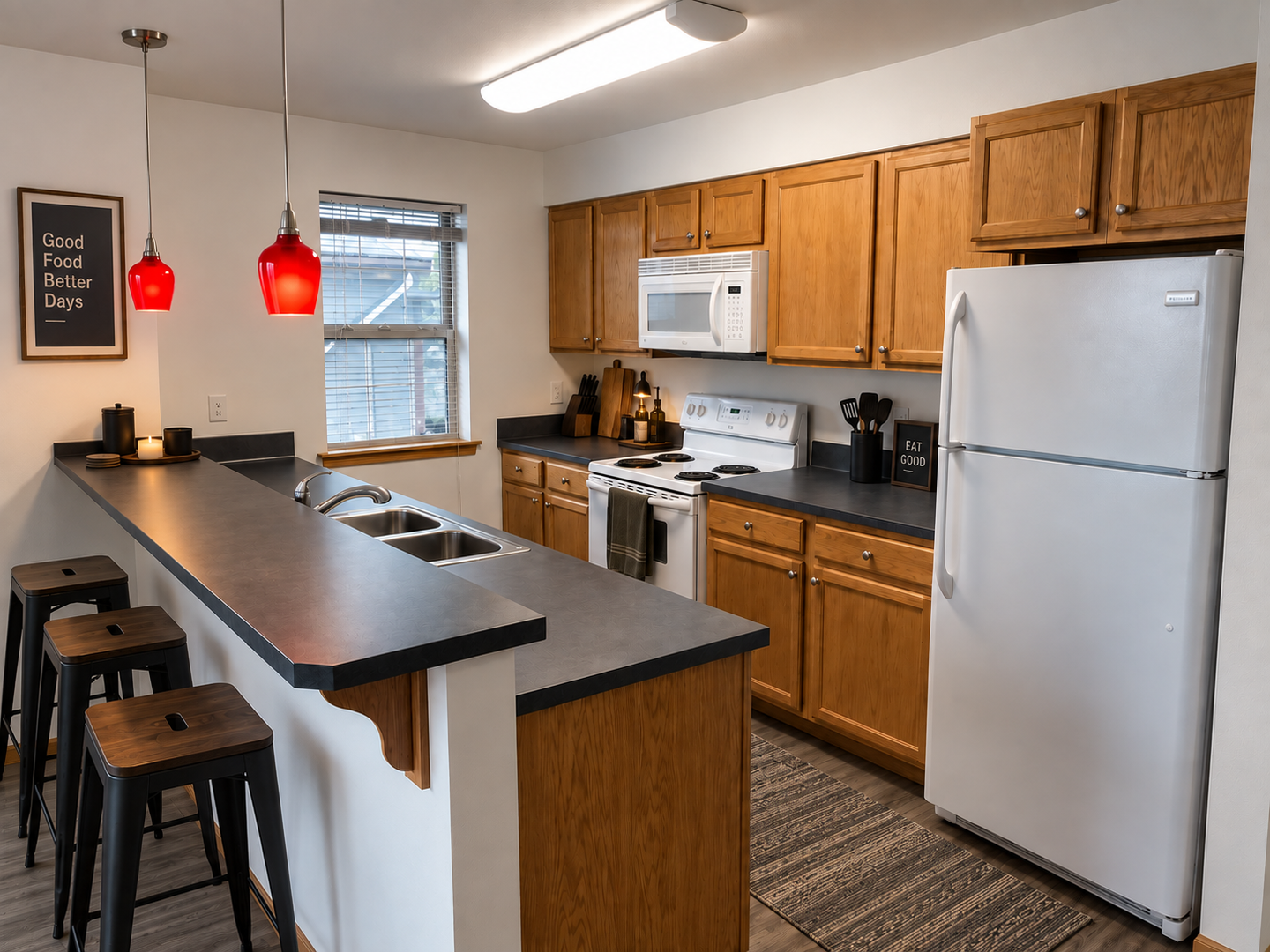 Bellingham Apartment: 1016 N Garden St