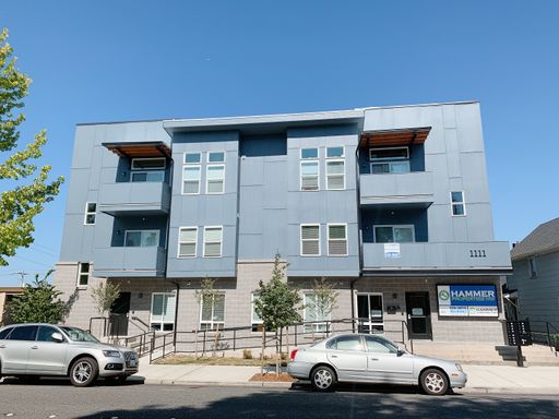 PRELEASING! Newer 2 bdrm + Den/1 bath City View condo near WWU + Downtown! ONE MONTH FREE! – photo 1