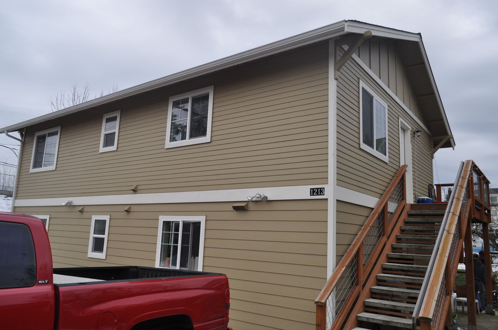 Bellingham Apartment: 1213 High St