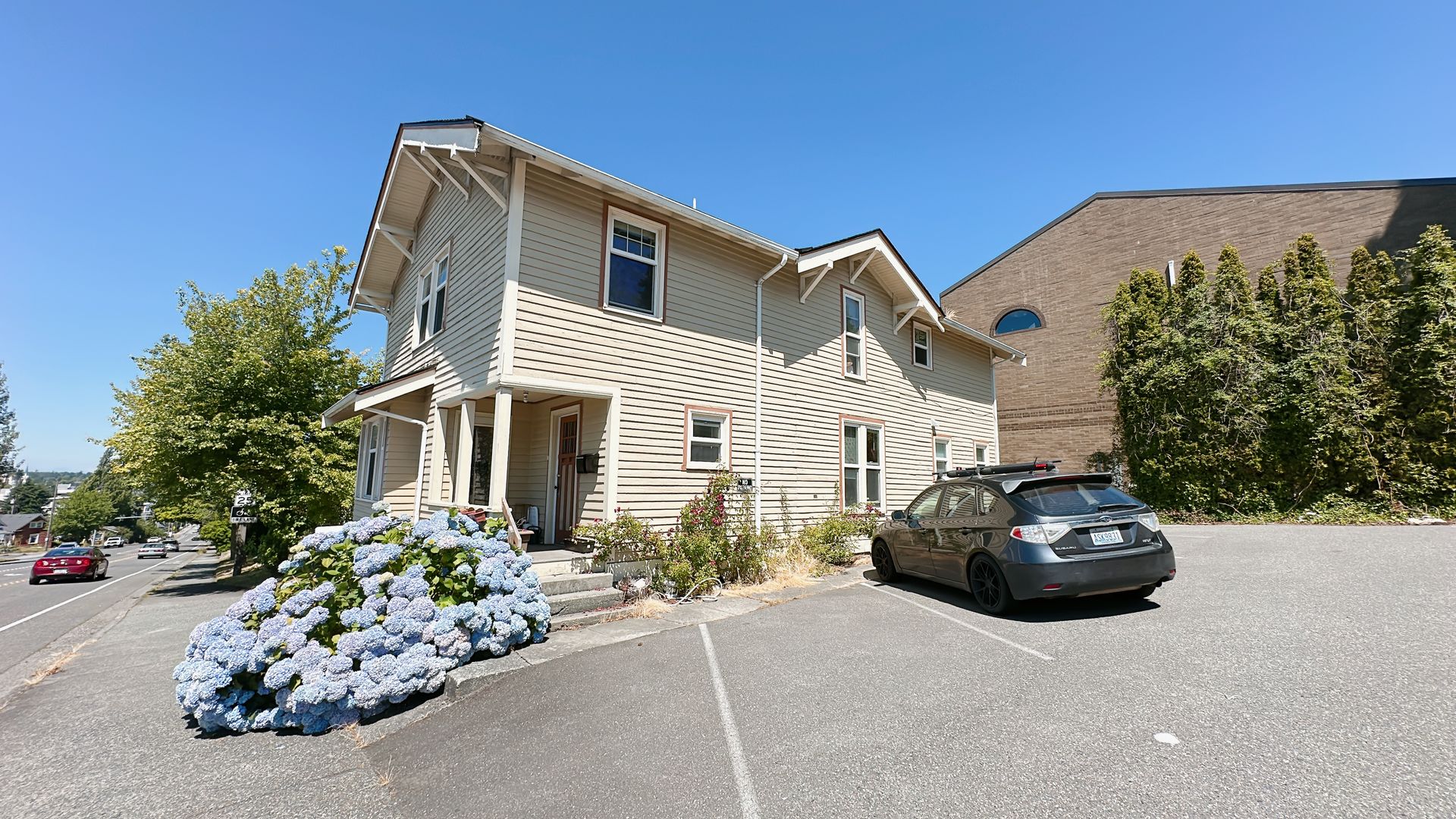 Bellingham Apartment: 1304 Ellis St