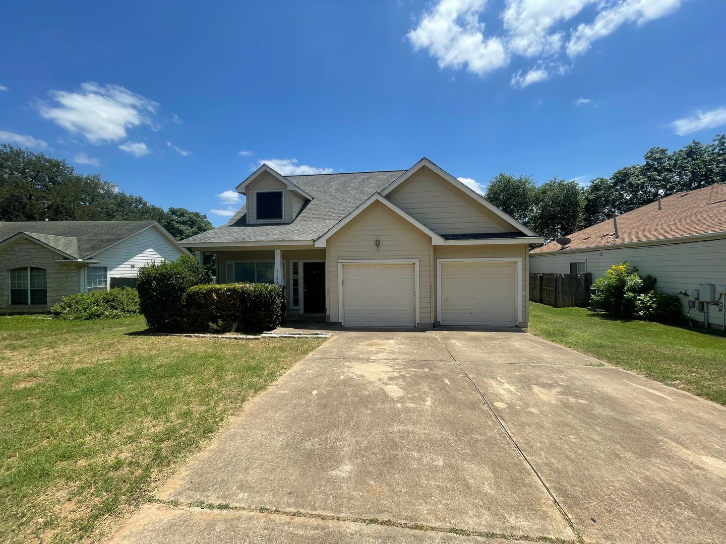 San Marcos House: 2023 Lisa Ln.