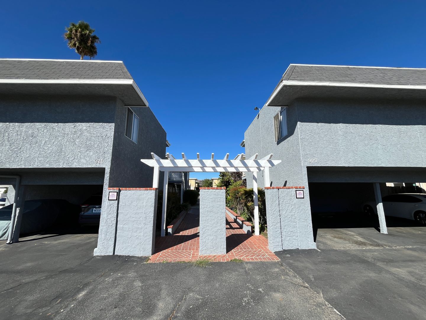 Simi Valley Apartment: 911 Ventura Ave.