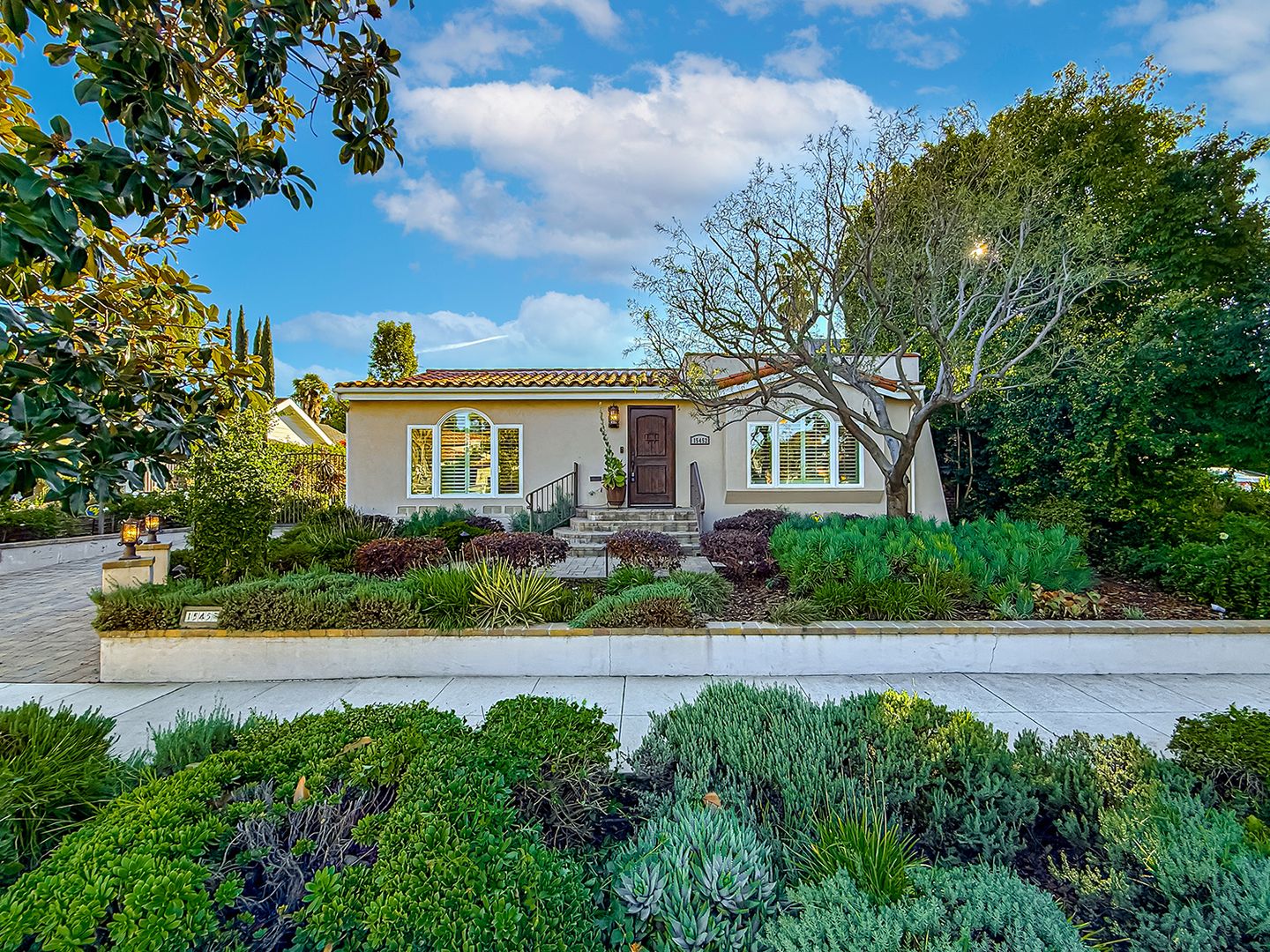 Sherman Oaks House: 15452 Varden St.