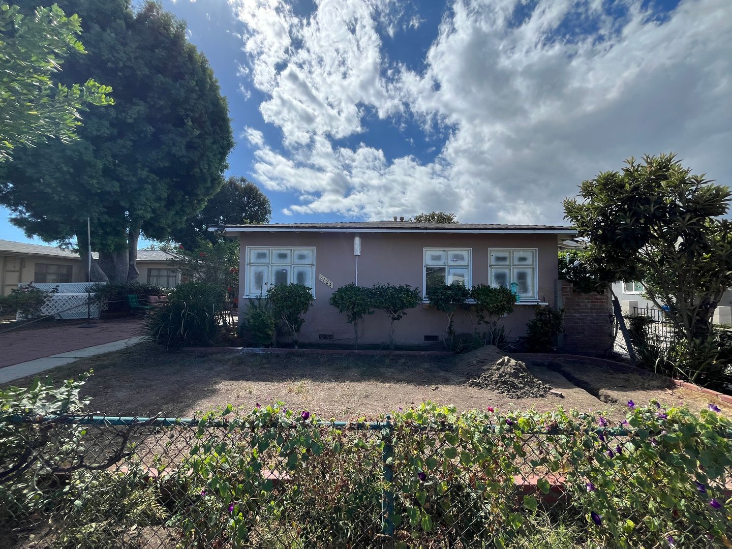 Panorama City House: 8623 Tilden Ave.