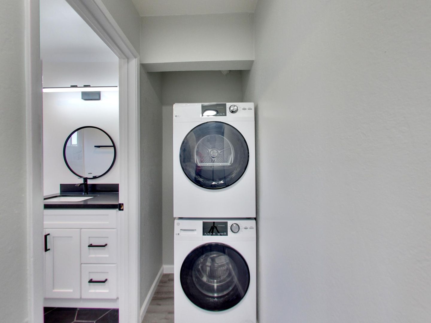 SAN LEANDRO Apartment: 14433 BANCROFT AVENUE