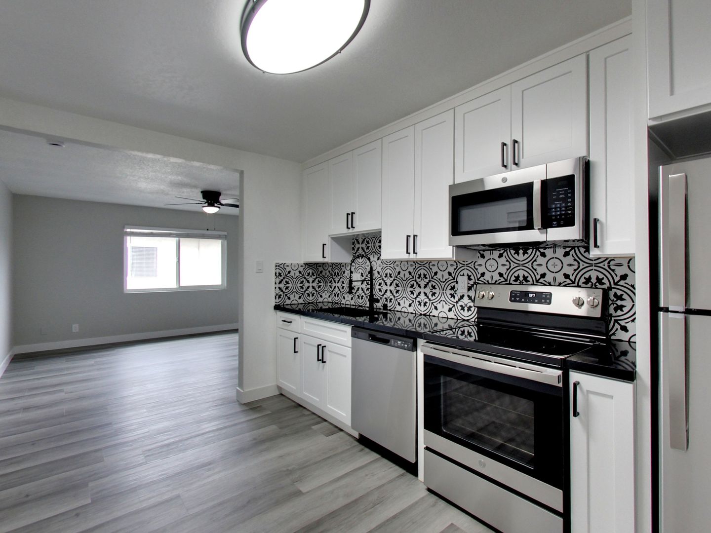 SAN LEANDRO Apartment: 14377 BANCROFT AVENUE