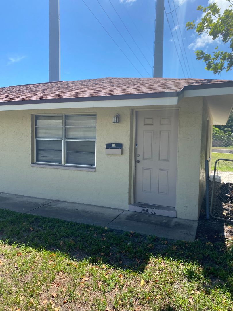 PINELLAS PARK Condo: 3734 67TH AVE N