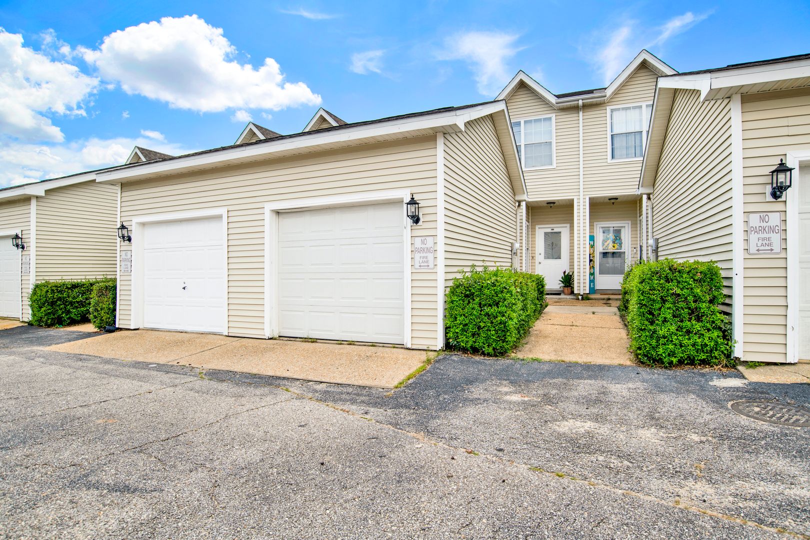 Pensacola Townhome: 601 E Burgess Rd Unit K11