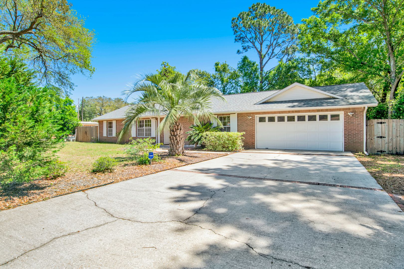 Pensacola House: 6660 Schwab Dr