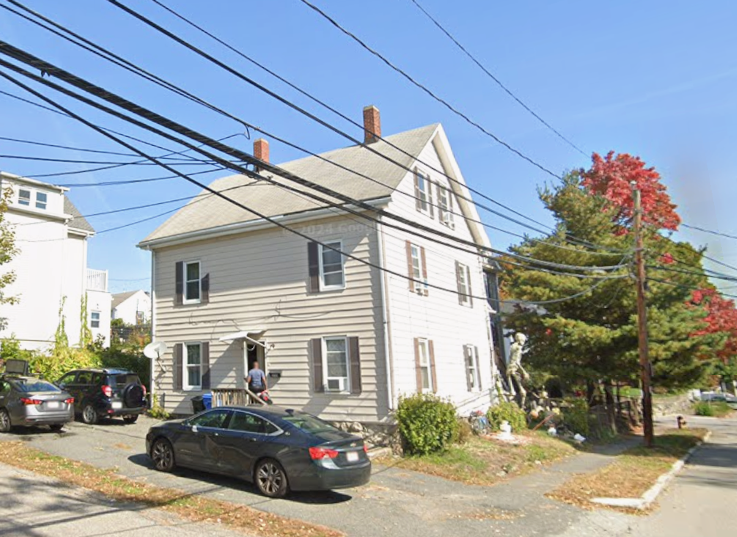 Waltham Apartment: 331-333 Grove Street