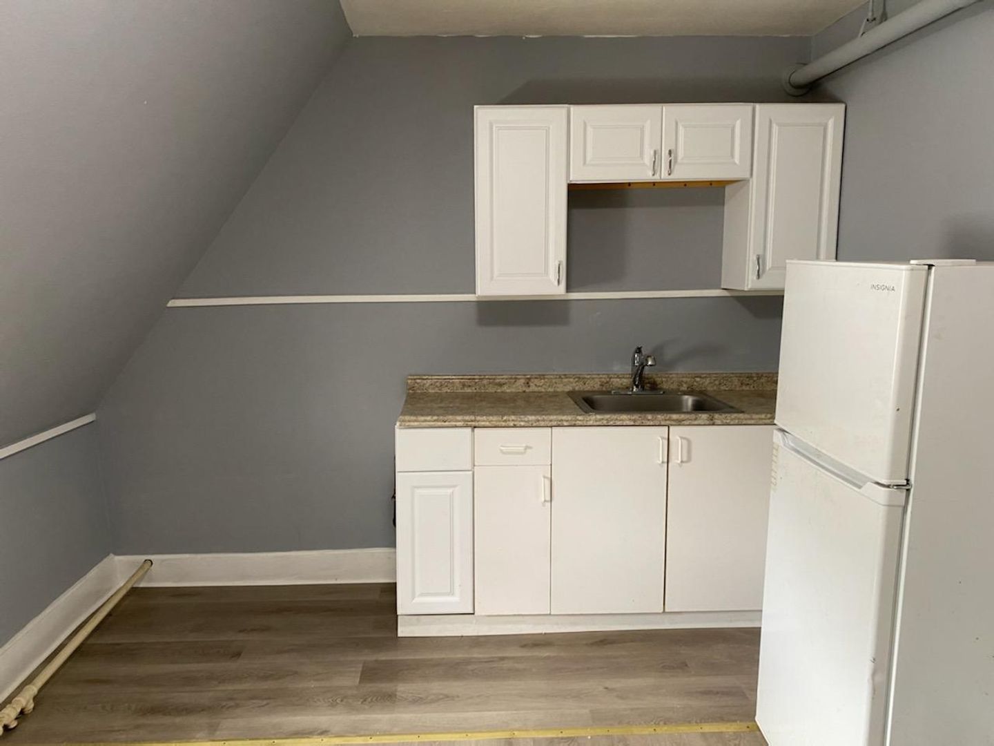 Lowell Apartment: 122 Eleventh Street