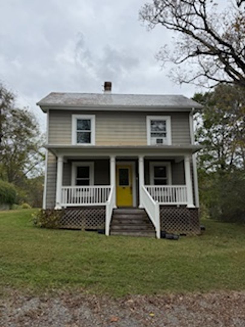 Single Family Home Close to Downtown Lexington