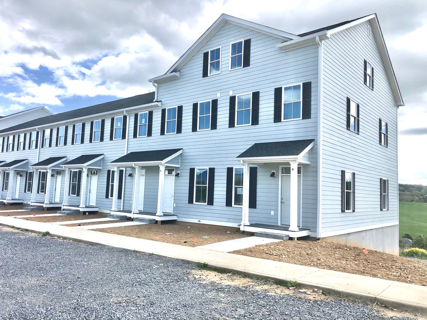 Lexington Apartment: 4-29 Bristol Lane